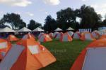 Retro Camp Hostel - Tent city and economy class rooms