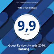 Villa Moulin Rouge: lauko terasa, jacuzzi, paplūdimio gultai.