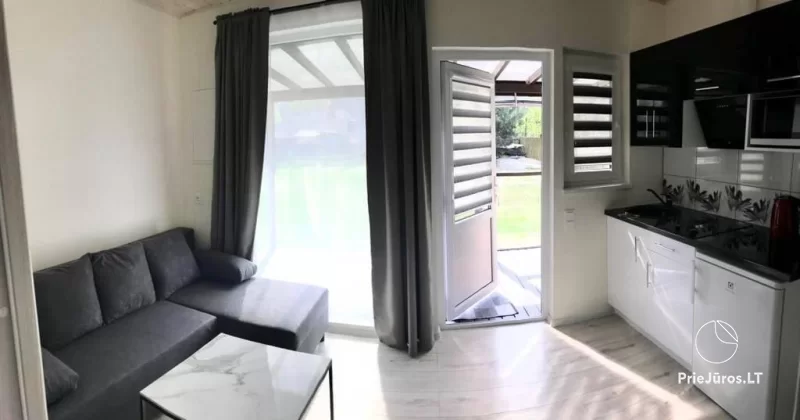 Namelių, kambarių ir apartamentų nuoma Karklėje, 100 metrų iki jūros!