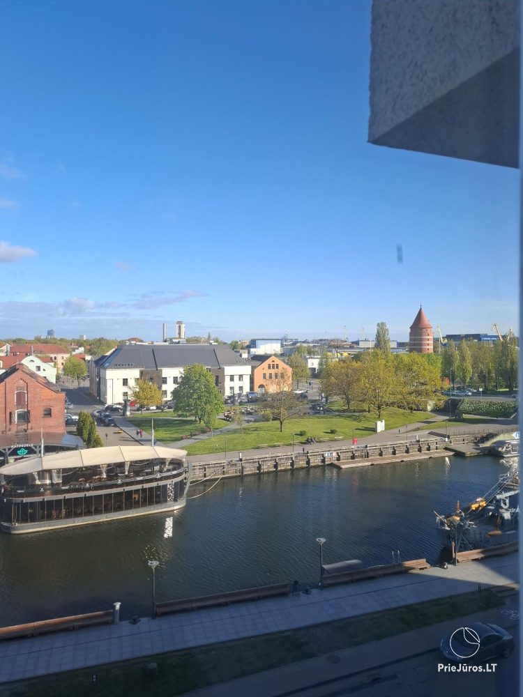 Trīs istabu dzīvoklis īre Klaipēdā - 1