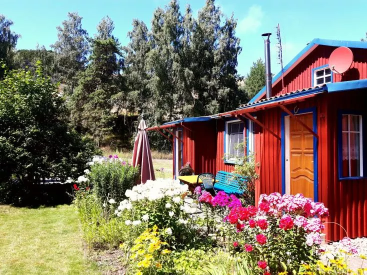 Apartamentai Preiloje su kiemu ir kubilu