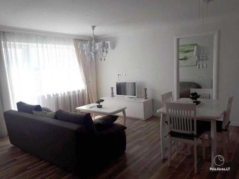 Jaukūs, šiuolaikiškai įrengti apartamentai nuomai Klaipėdos centre