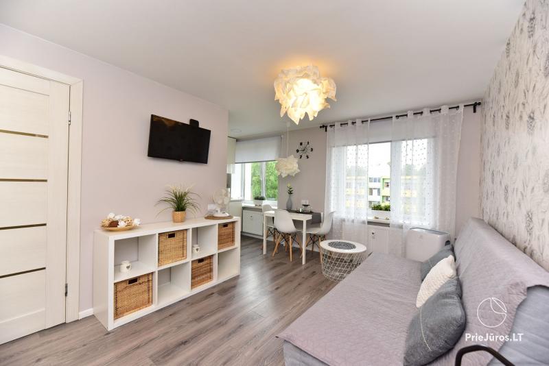 Gaiši, atjaunoti 2 istabu dzīvokļi pie jūras