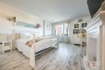 Vintage Lounge Studio Apartment by the Sea