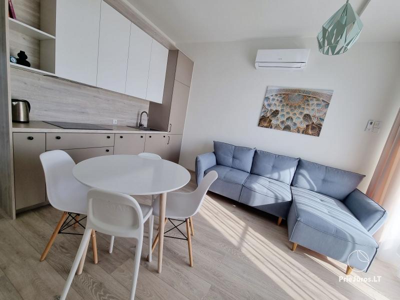Dviejų miegamųjų apartamentai Kunigiškių gyvenvietėje, Mano Jūra 1 kvartale K.Nr.4