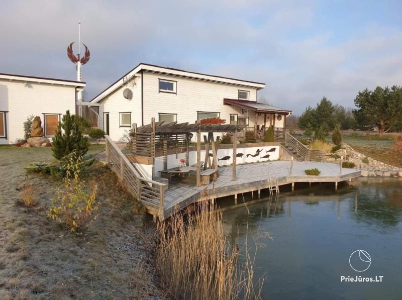 Sodyba Klaipėdos r. - Villa Feniksas su pirtim, kubilu ir dideliu tvenkiniu ir poilsio namelis Feniksiukas