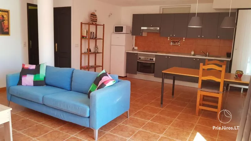 Izīrē Arico dzīvokli ar terasi Tenerifē
