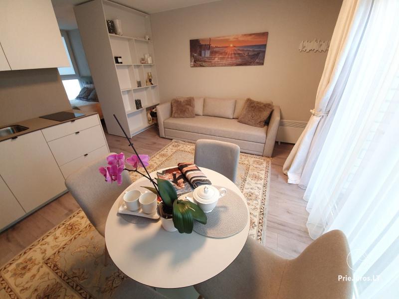 Jūsų poilsiui Juodkrantėje – naujai įrengti apartamentai „Kopų Smilga“