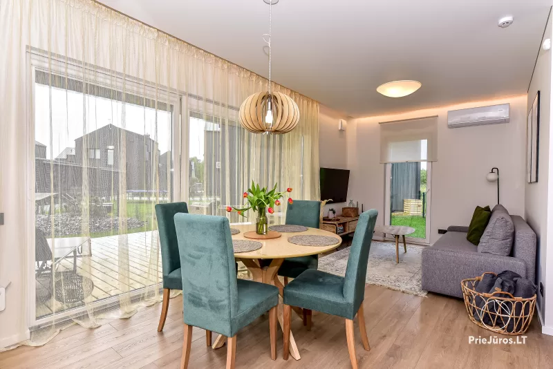 Pilnīgi jauni apartamenti Genys ar privātu pagalmu un lielu terasi