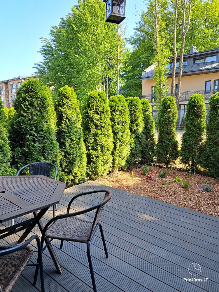 Kotedžas (75 kv.m) Palangoje su terasa ir uždaru kiemeliu. Iki jūros – 750 m - 1