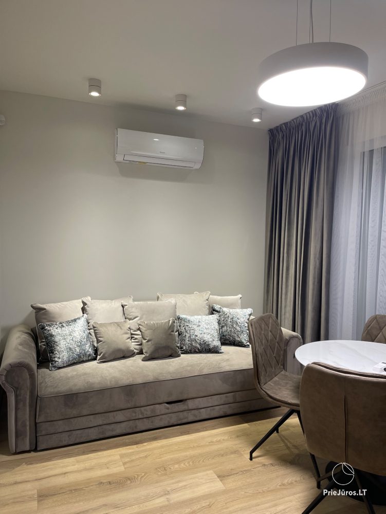 Vieno miegamojo apartamentai su baseinu - 1