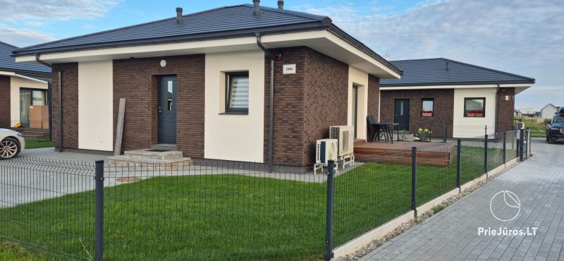 Izīrē jaunas mājas ar divām guļamistabām netālu no jūras Palangā, Kunigiskios