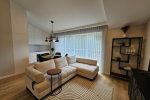 Apartamentai Vėjo glamonės romantiškam arba šeimos poilsiui. Iki jūros tik 290 metrų!