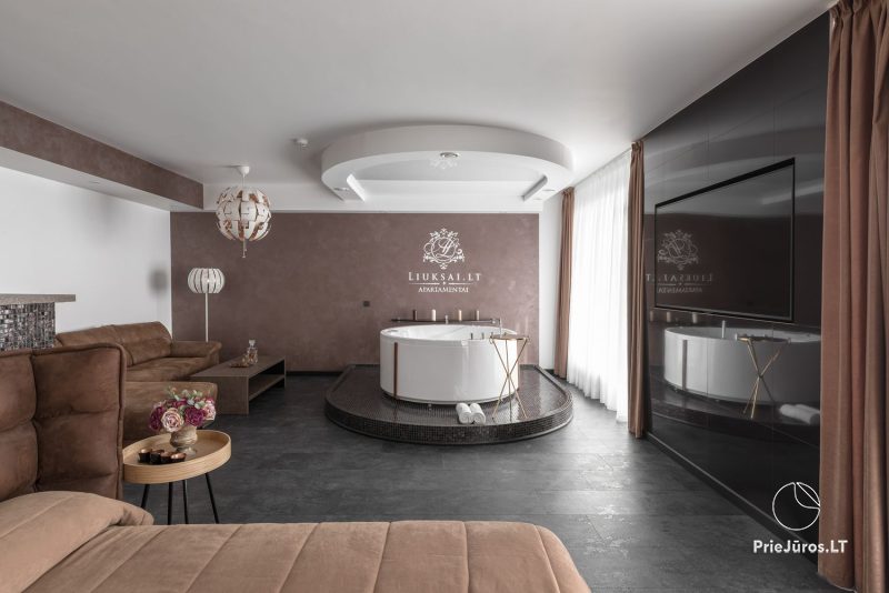 Jacuzzi apartamentas Panorama-27 by Liuksai.lt
