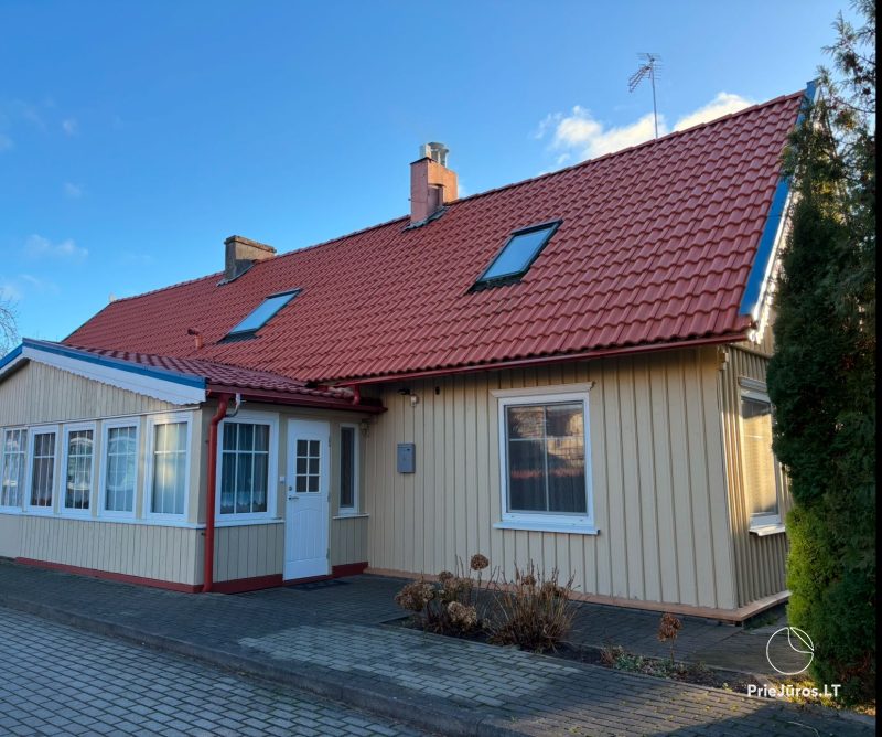 Trijų kambarių buto nuoma Juodkrantėje