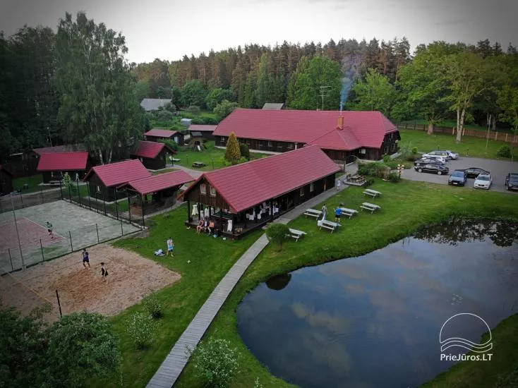 Viesu nams Vecmuiža: nelielas mājas, telpas, saunas, banketu zāle