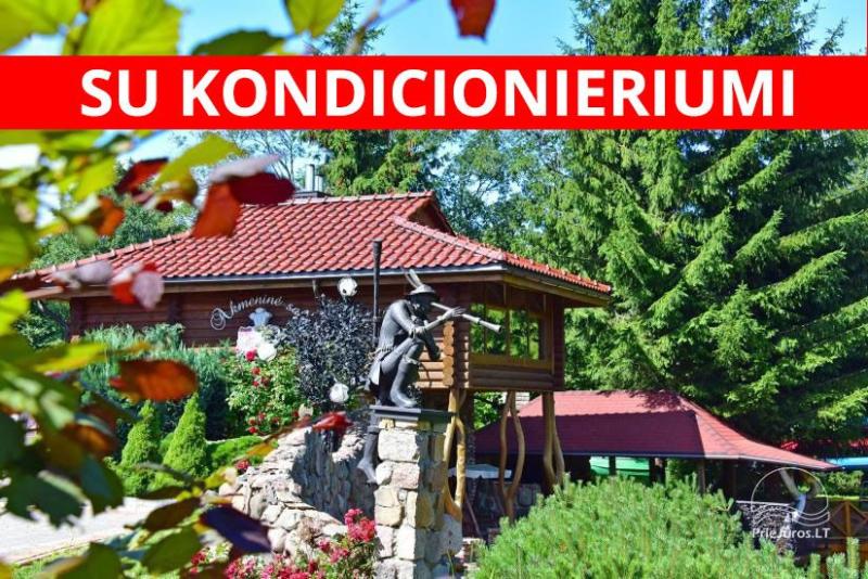 Rąstinis namelis prie Šventosios upės Akmeninė sala