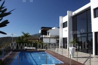 Luxury, modern Villa with 4 separate bedrooms