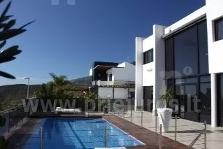 Luksusa, mūsdienu villa ar 4 atsevišķām guļamistabām - 1
