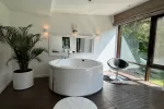 Prabangus poilsis Pušyno oazėje: jacuzzi, terasa