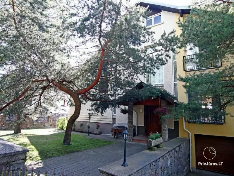 Birutes villa. Viesu nami Palangā