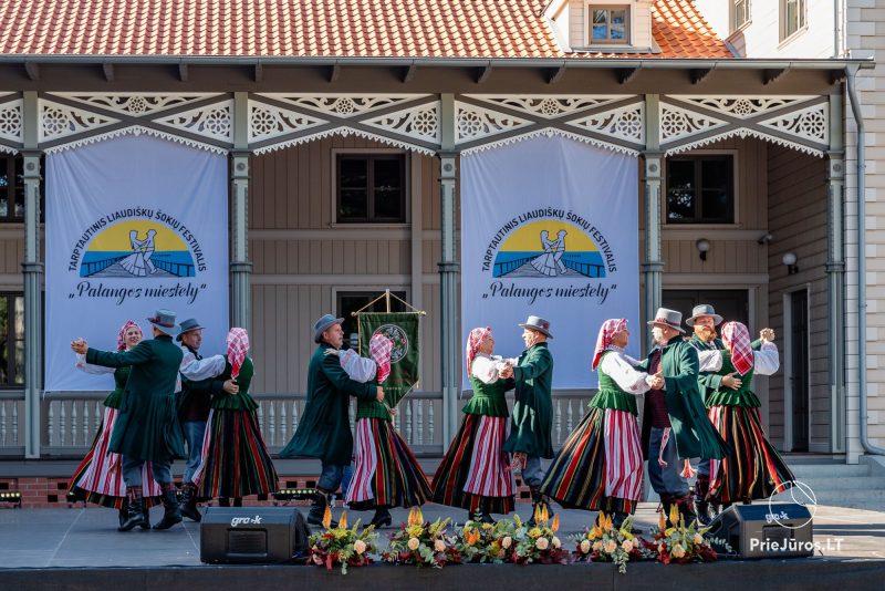 9-asis tarptautinis liaudiškų šokių festivalis „Palangos miestely“