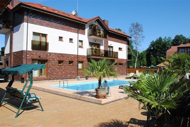 SKORPIONO VILA with heated outdoor swimming pool!