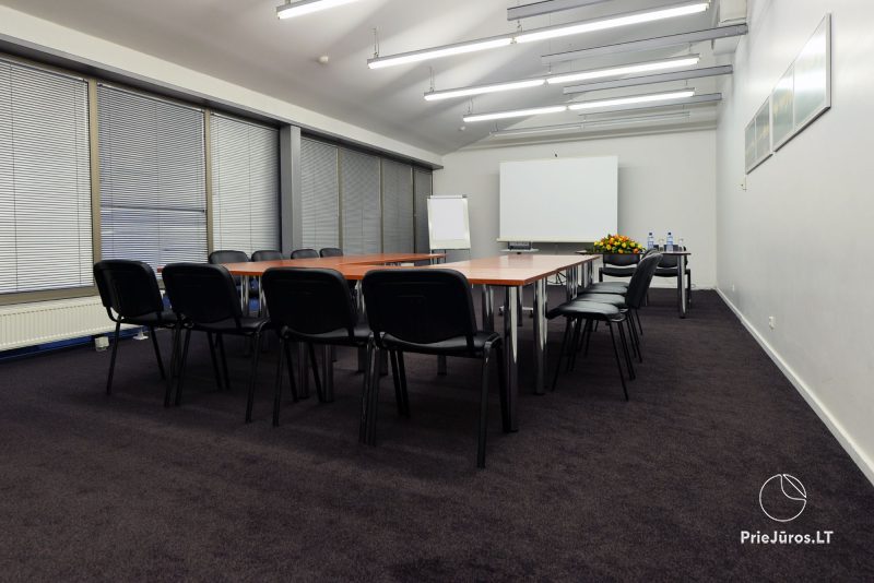 Konferenču zāles Klaipēdā, viesnīcā „Navalis”