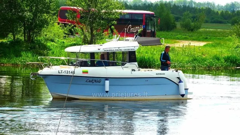 8 vietų kateris „Luknelė
