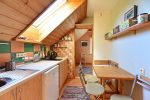 Dviejų kambarių apartamentai antrame aukšte su atkskiru įėjimu (2+3) - Medus - 4