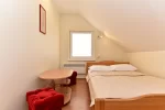 Nr. 301 Ģimenes trīsistabu dzīvoklis (2 + 2 + 2) III stāvā ar privātu dušu un WC - 5