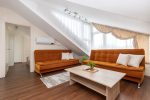 APARTAMENTAI VIRŠUTINIAME AUKŠTE (viloje 3 vnt.: Nr. 8, 9 ir 10) - 2