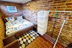 Nr. 9 RED BRICKS basement studio apartment. Apartamentas yra skirtas iki 2 asmenų. - 5