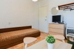 Room No. 4 - 2