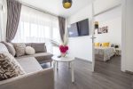 Roza apartamentai su šildomu baseinu - 2