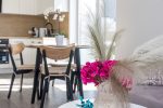 Roza apartamentai su šildomu baseinu - 5