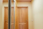 Nr. 4 Kambarys su viena dvigule lova ir su atskiru vonios kambariu pirmame aukšte. - 4
